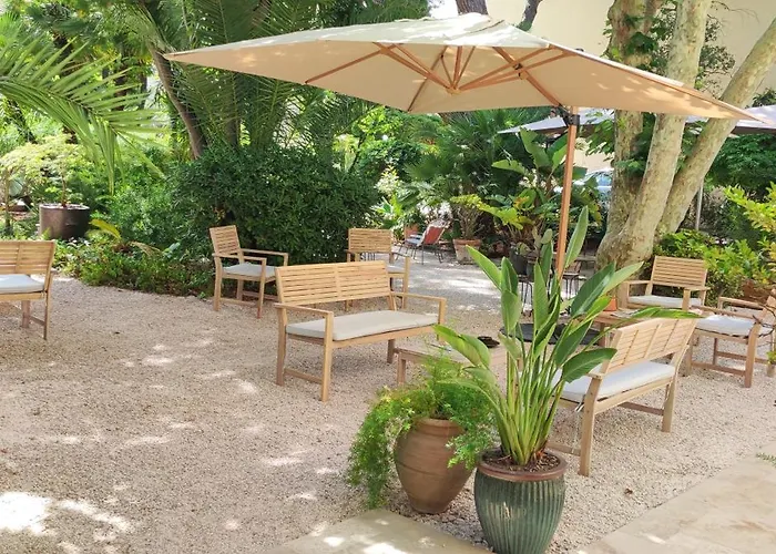 Hotel Bon Abri - Maison Sanaryenne