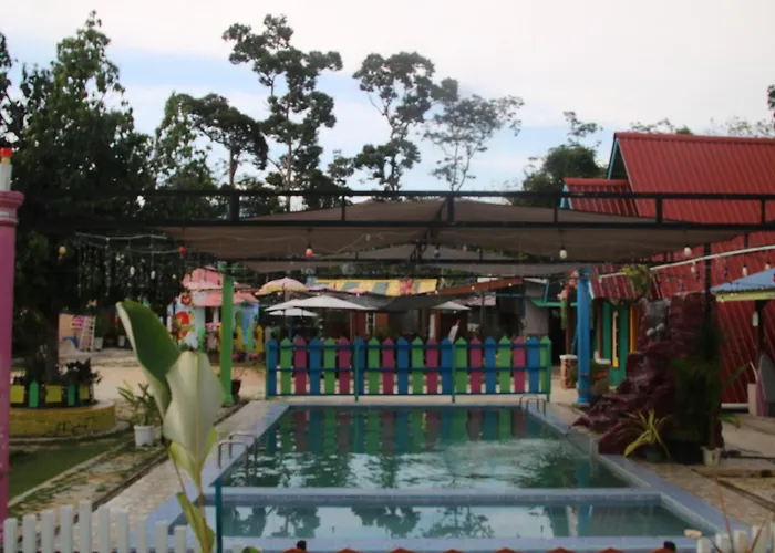 Capital O 91187 D'Dusun Raudhah Chalet
