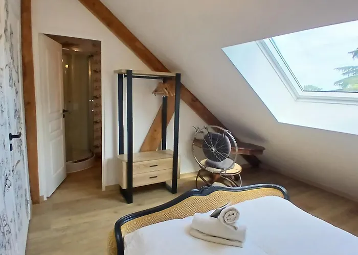Appartement insolite de 60 m2 cuisine chambre parking jaccuzi