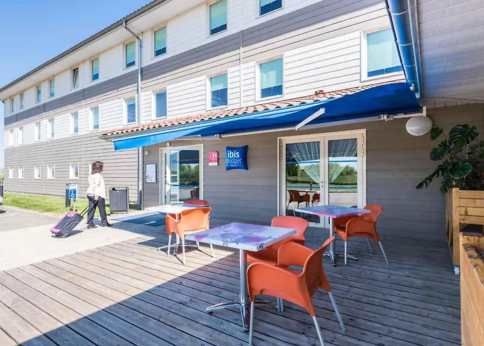 ibis budget Amberieu en Bugey/Chateau Gaillard A42
