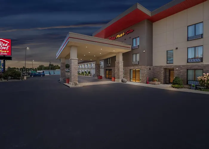 Red Roof Inn Plus+ & Suites Malone