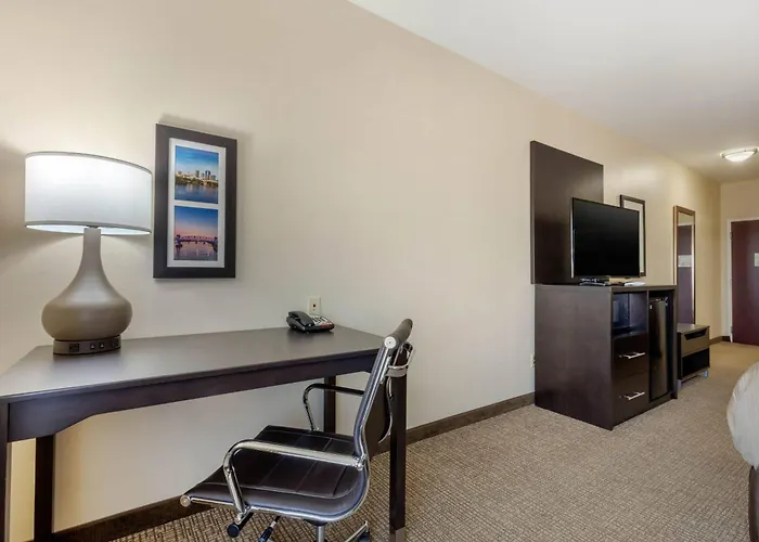 Comfort Inn & Suites North Little Rock Mccain Mall