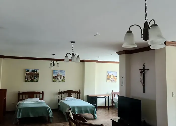El Cardenal Hotel