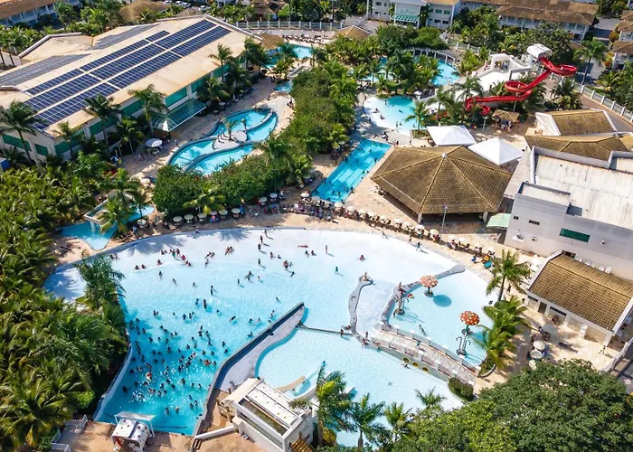 diRoma Lacqua IV direto com o Grupo diRoma com acesso ao Acqua Park e Café da manhã