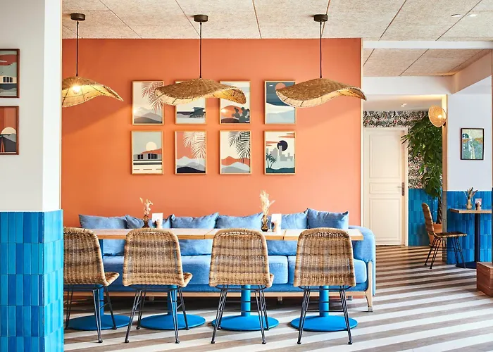 Hôtel Chromatics&Restaurant Hill Club by HappyCulture