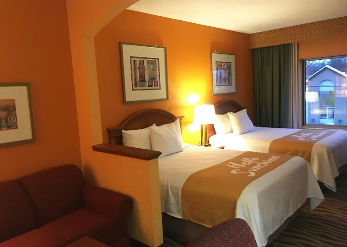 Days Inn & Suites By Wyndham Albany