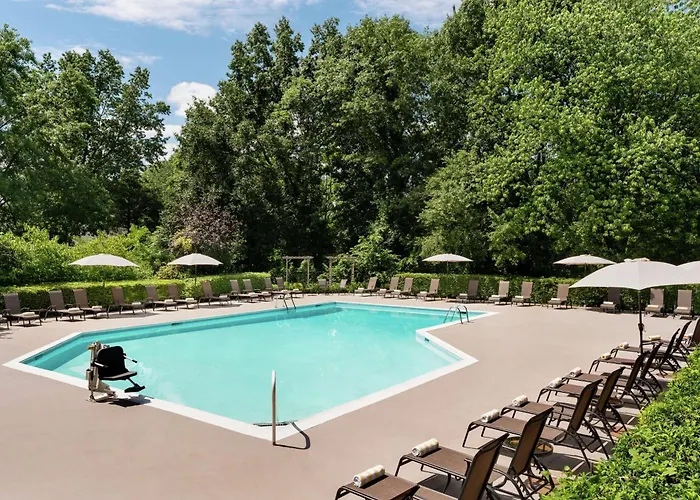 Doubletree By Hilton Hotel & Executive Meeting Center Somerset