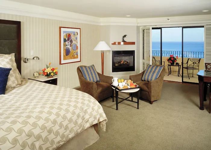 Monterey Bay Inn