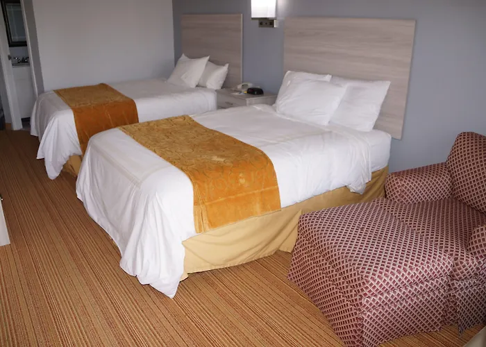 Days Inn & Suites By Wyndham Colonial