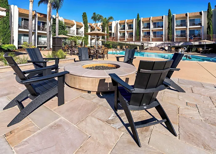 Best Western Plus Royal Oak Hotel