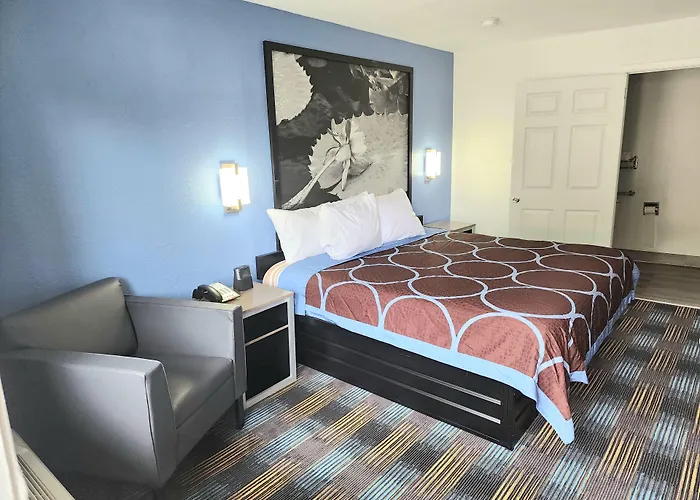 Super 8 By Wyndham Shreveport