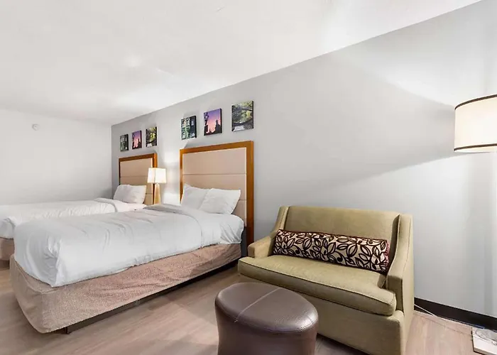 Days Inn By Wyndham Erie