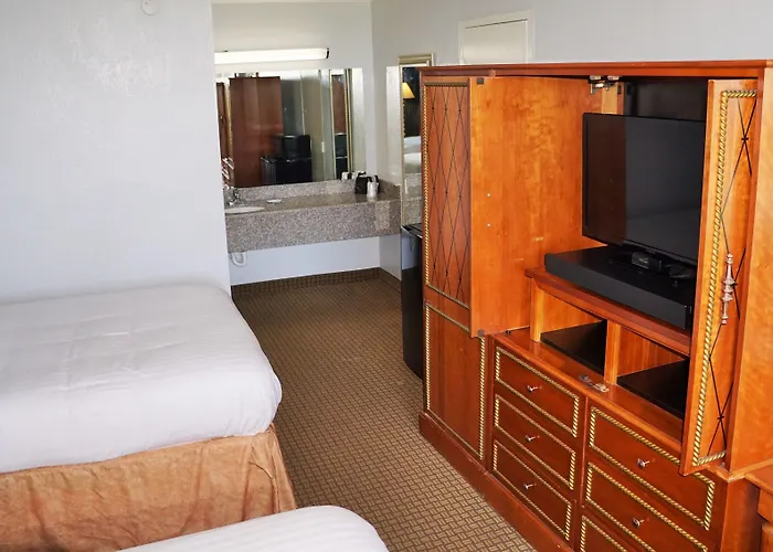 Hotel Elev8