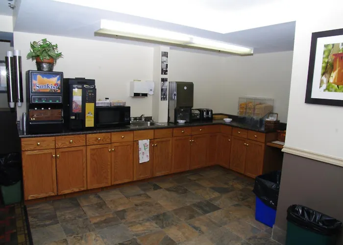 Thompson's Best Value Inn&Suites