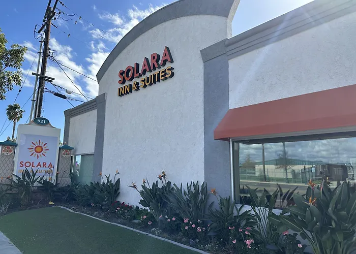 Solara Inn And Suites