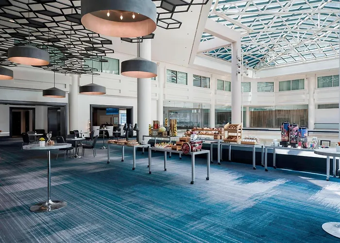 Renaissance Baltimore Harborplace Hotel