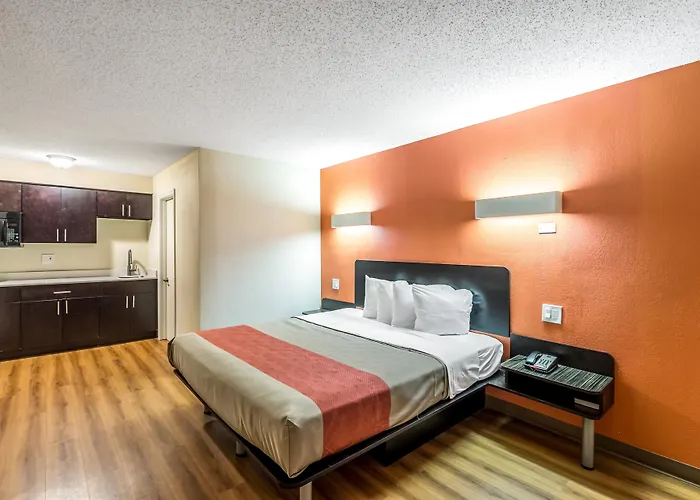 Motel 6 New Brunswick