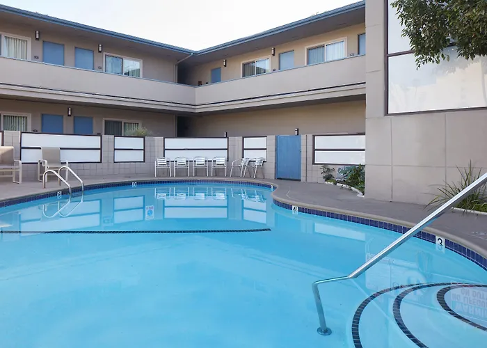 Olivia Hotel