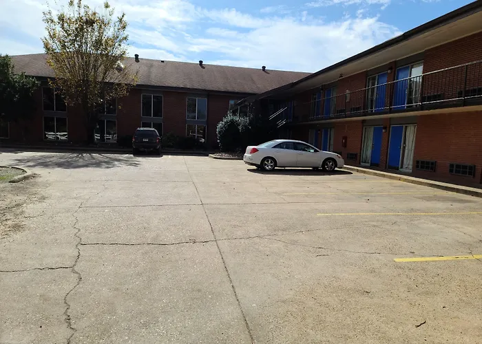 Fairview Inn And Suites