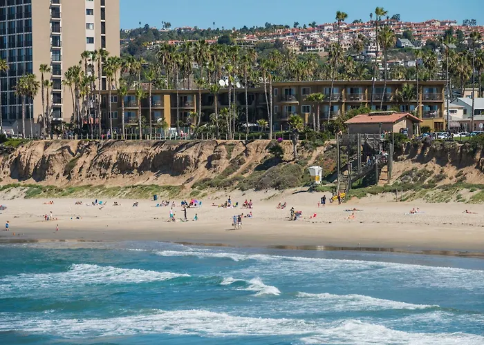 Pacific Terrace Hotel