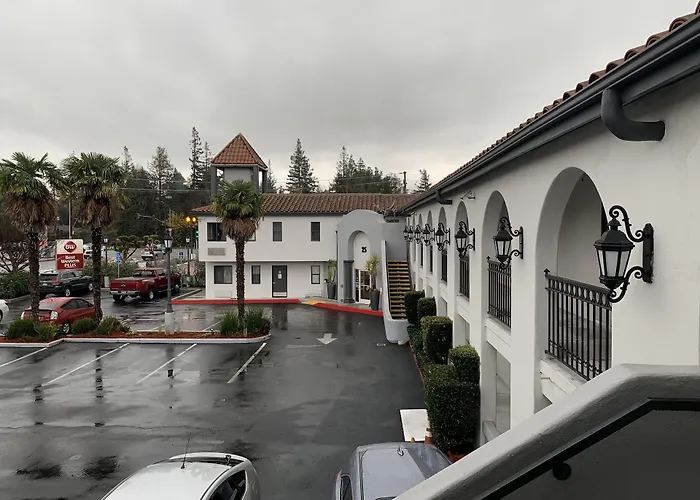 Best Western Plus Executive Suites