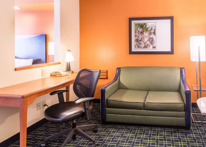 Fairfield Inn & Suites Fargo