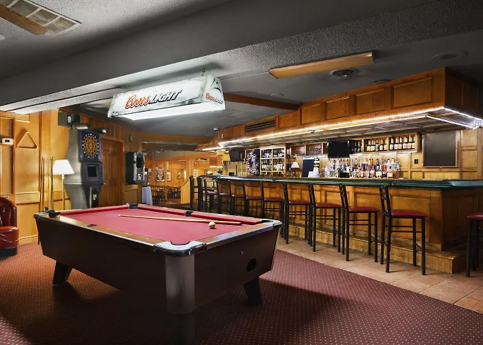 Ramada By Wyndham Pittsburgh/New Stanton