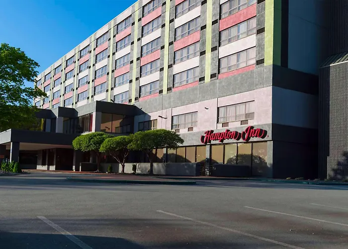 Hampton Inn Boston-Natick
