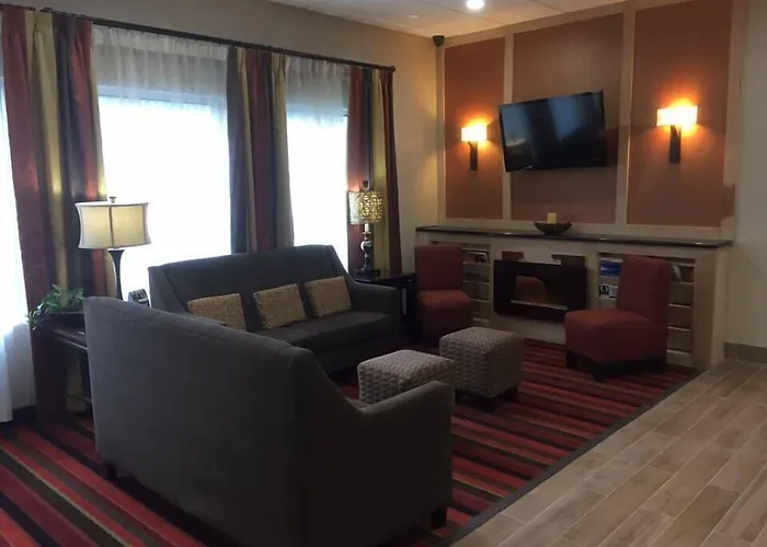 Quality Inn & Suites Morgantown - University Area