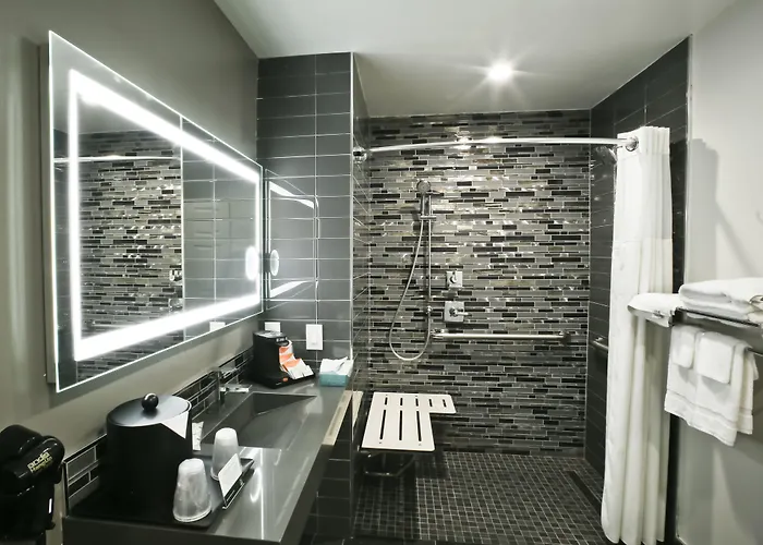Bay Area Inn & Suites