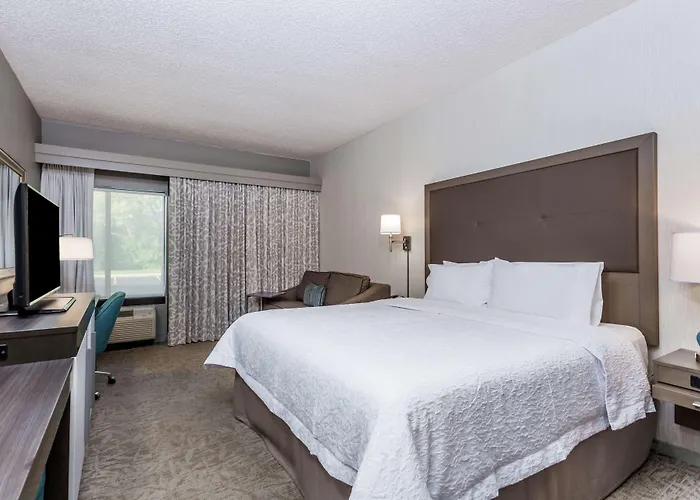 Hampton Inn Milwaukee Airport