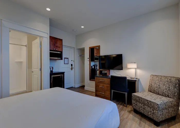 Strathcona Hotel