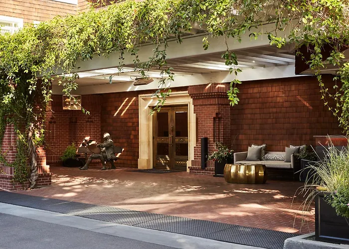 The Stanford Park Hotel