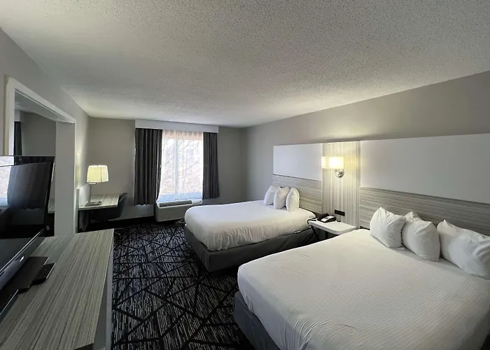 Baymont By Wyndham Peoria