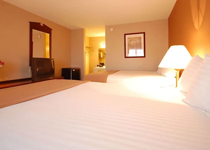 Magnuson Hotel Red Baron