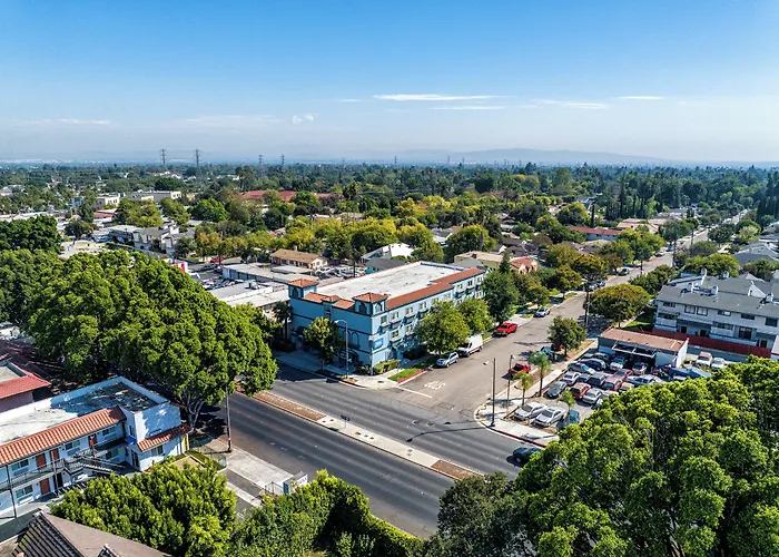 Rodeway Inn & Suites Pasadena