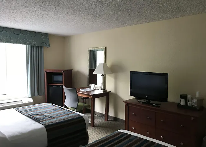 Baymont By Wyndham Gainesville I-75