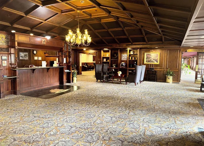 Historic Santa Maria Inn