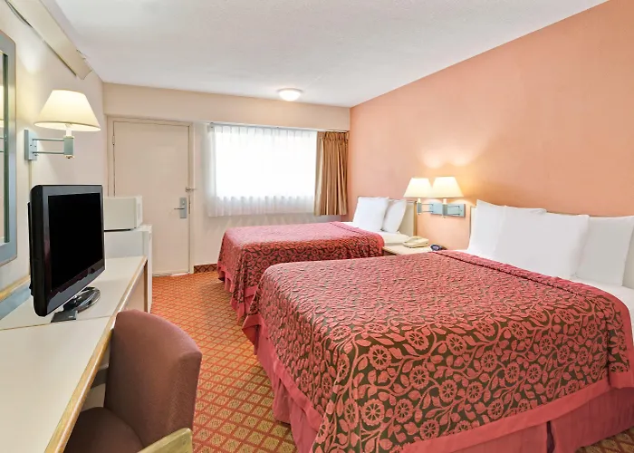 Days Inn By Wyndham Overland Park