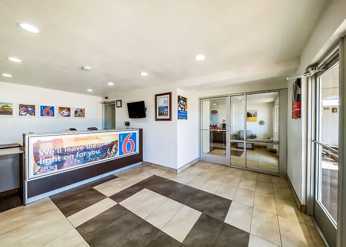 Motel 6-Dallas, Tx - Farmers Branch