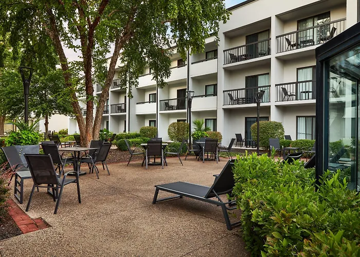Courtyard Kansas City Overland Park/Metcalf, South Of College Boulevard