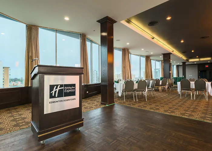 Holiday Inn Express Edmonton Downtown By Ihg