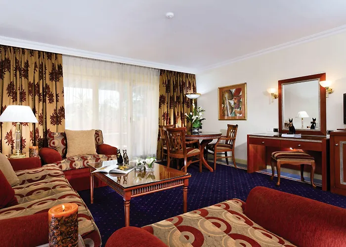 Cairo Pyramids Hotel