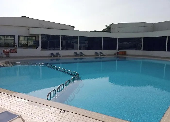 Cairo Pyramids Hotel