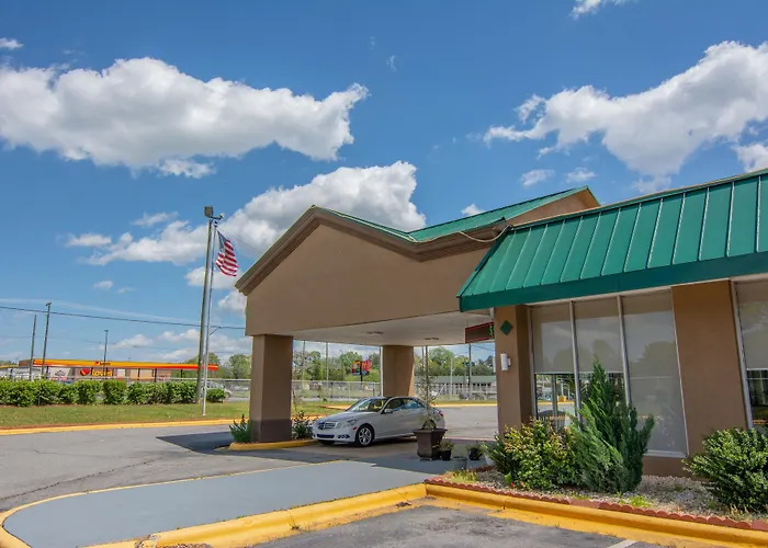 Reidsville Inn & Suites