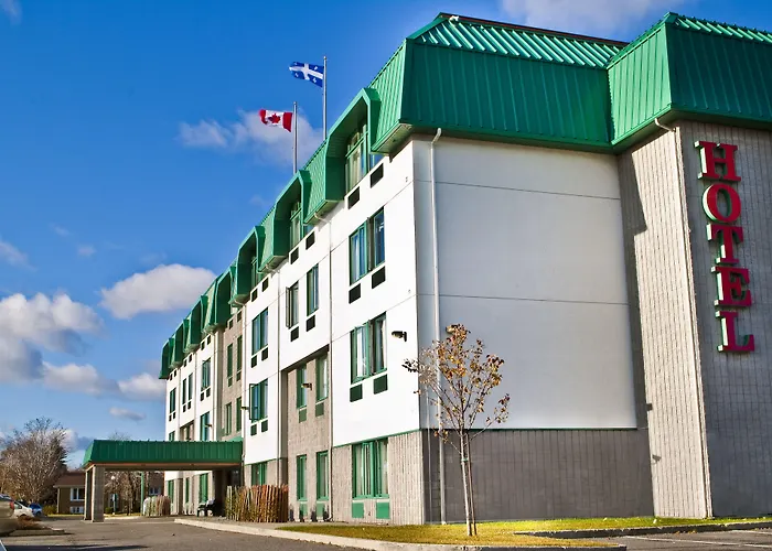 Chateau Repotel Duplessis Airport