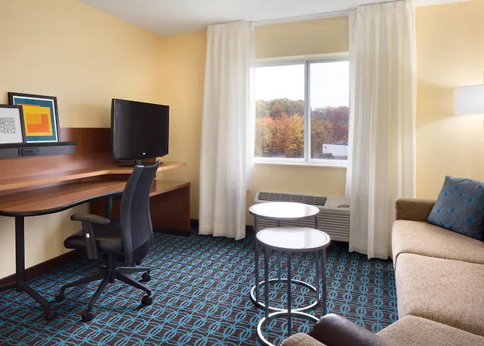 Fairfield Inn & Suites Youngstown Boardman Poland