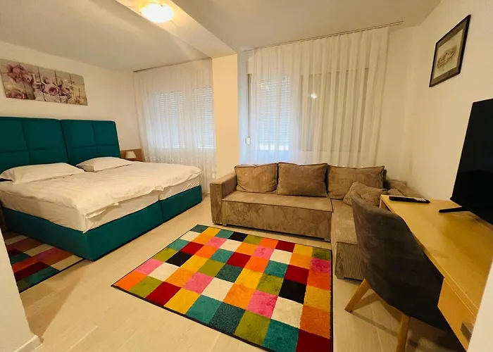 Hotel Panonija