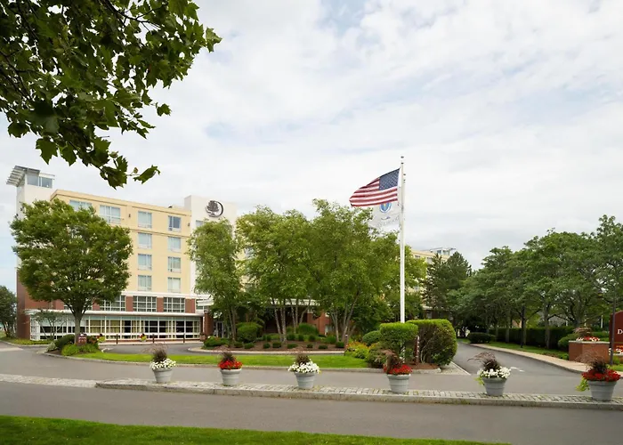 Doubletree By Hilton Hotel Boston Bayside