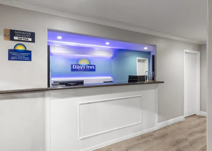 Days Inn By Wyndham Temple